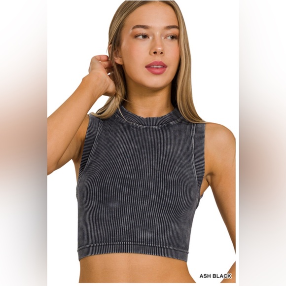 Zenana Outfitters Tops - NWT ZENANA STONE WASHED RIBBED SEAMLESS CROP TOP